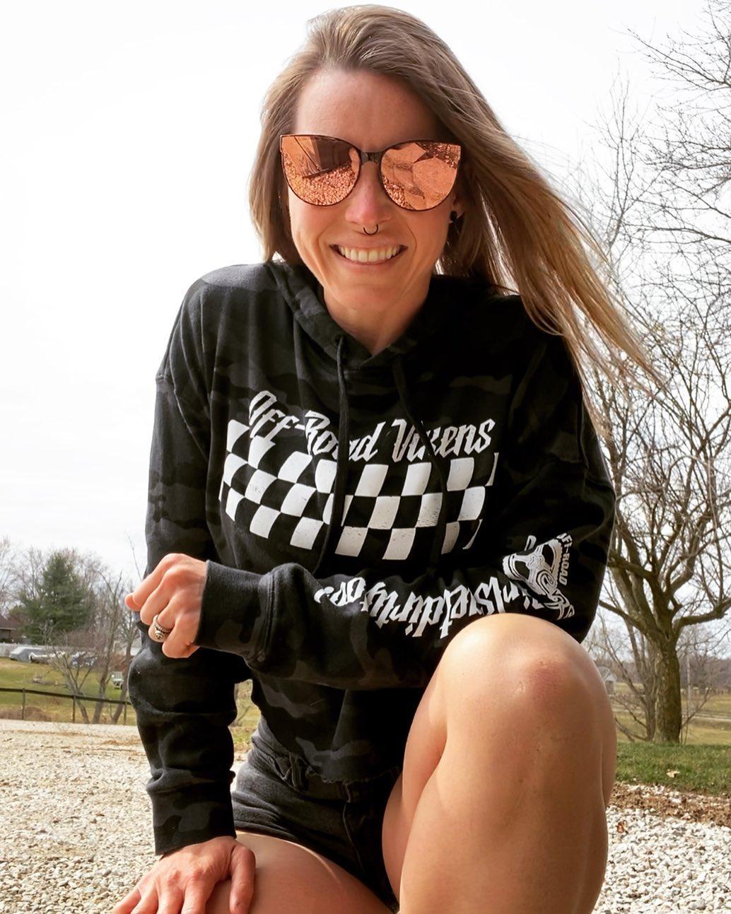 VIXEN SPOTLIGHTASHLEE HARRIS OFFROAD VIXENS CLOTHING CO.